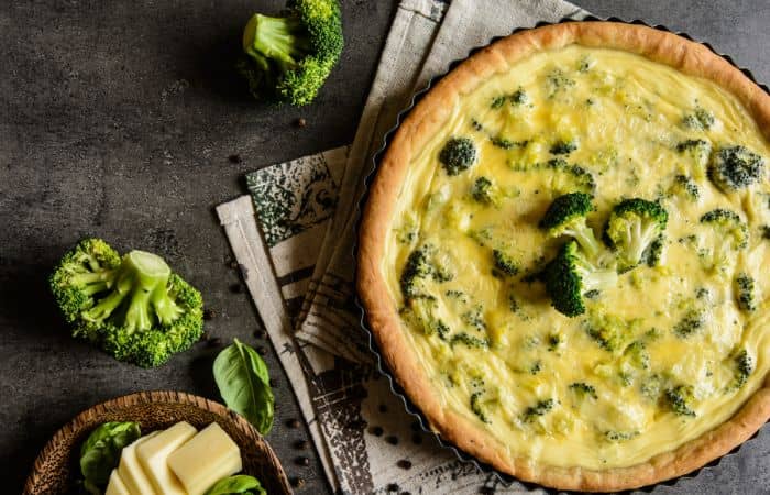 Easy Broccoli-Cheese Eggs in a Mug